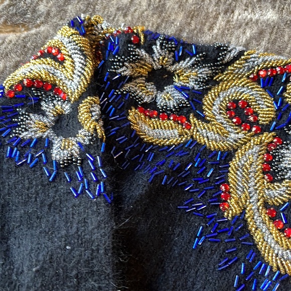 Vintage Hand beaded turtle neck sweater - Picture 5 of 7